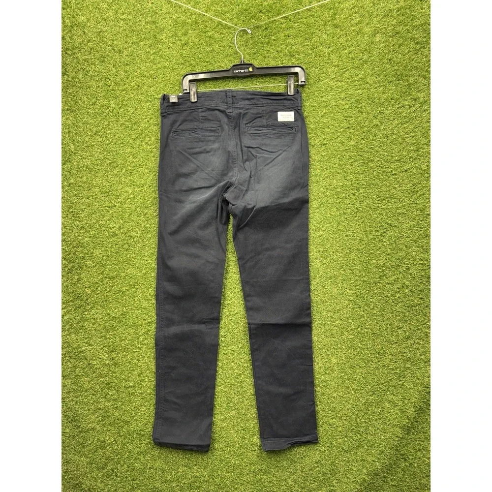 Abercrombie & Fitch shop confidence